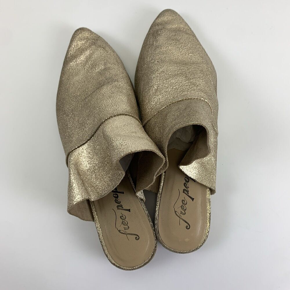 BOGO Free People Sienna SlipOn Mule Ruffle Gold Shimmer Leather Pointed 39.5 9 - Picture 7 of 12